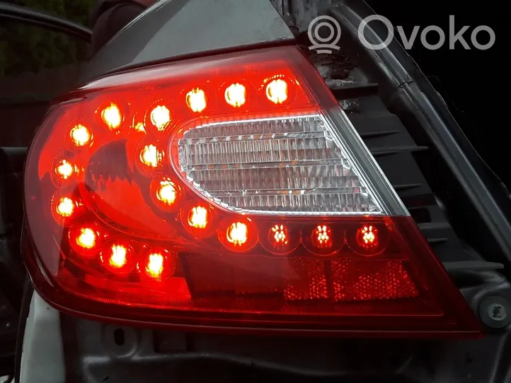 Infiniti M Y51 Lampa tylna P8641