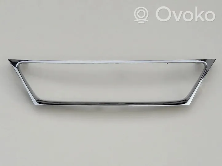 Lexus IS 220D-250-350 Maskownica / Grill / Atrapa górna chłodnicy 52711-53010