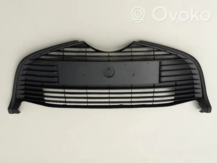 Toyota Yaris Grille calandre supérieure de pare-chocs avant 