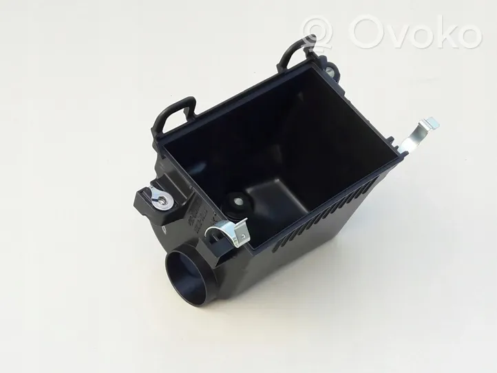 Toyota Yaris Coperchio scatola del filtro dell’aria 17701-0M061