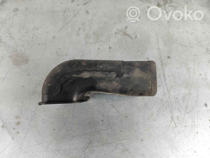 BMW 7 F01 F02 F03 F04 Oro paėmimo kanalo detalė (-ės) 13718591020