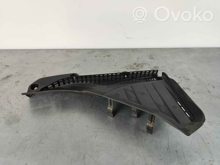 BMW 7 F01 F02 F03 F04 Rivestimento parabrezza 51717216973