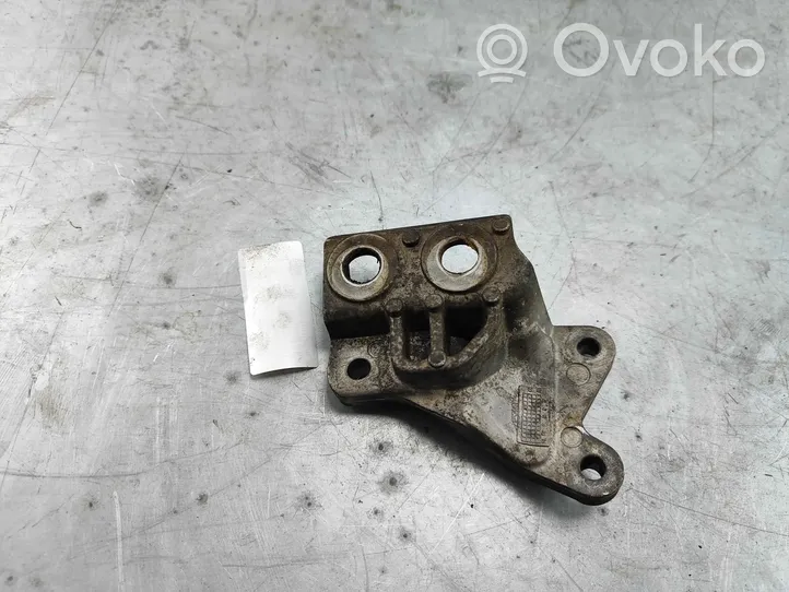 Volvo XC60 Front differential bracket 31439850