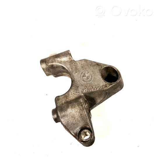 BMW 5 E60 E61 Support de pompe de direction assistée 7788596