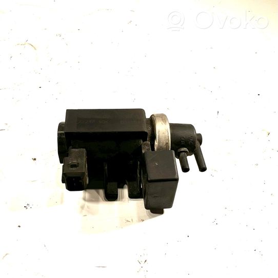 BMW 3 E46 Vacuum valve 11747796634