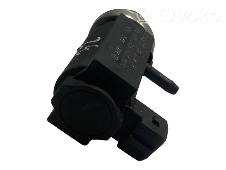 Audi A6 S6 C5 4B Solenoidinis vožtuvas 8D0906627