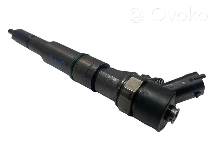 BMW 5 E39 Fuel injector 7785985