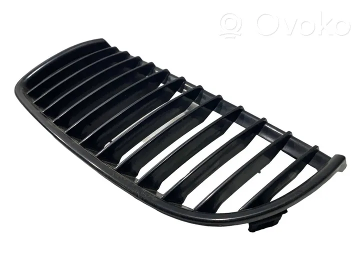 BMW 3 E90 E91 Atrapa chłodnicy / Grill 7120007