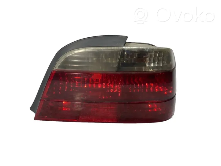 BMW 7 E38 Lampa tylna 8387636