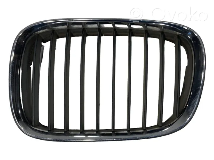 BMW 5 E39 Atrapa chłodnicy / Grill 2497261