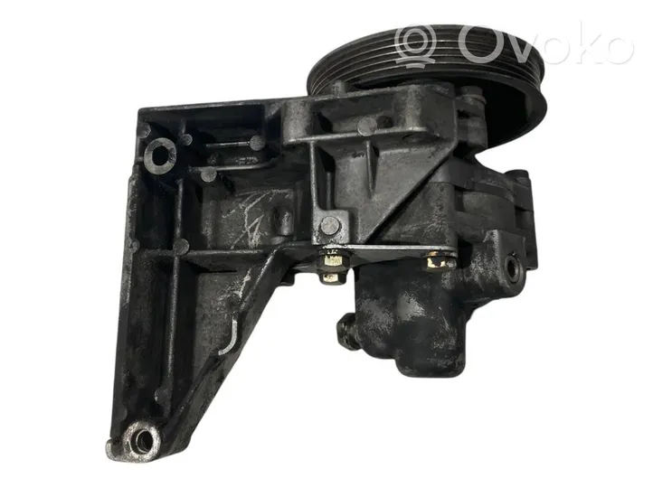 BMW 5 E34 Power steering pump 1141054