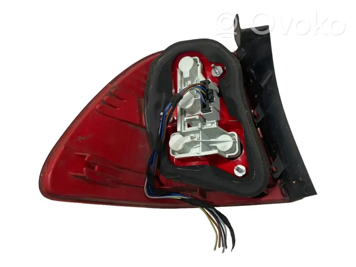 BMW 3 E90 E91 Lampa tylna 7160062