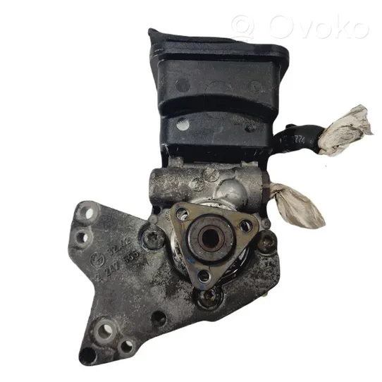 BMW 5 E39 Pompa del servosterzo 7681874513