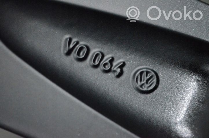 Volkswagen Golf V R18-alumiinivanne 