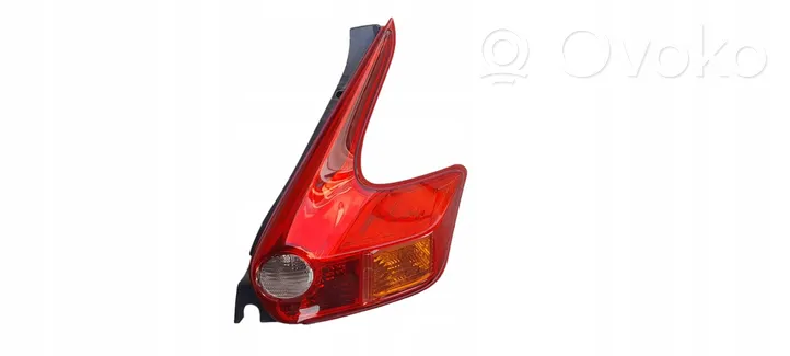 Nissan Juke I F15 Lampa tylna 