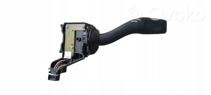 Audi A3 S3 A3 Sportback 8P Indicator stalk 8P0953513A