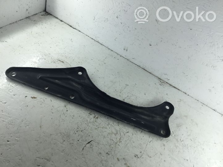 Chevrolet Camaro Base (soporte) 7101045A