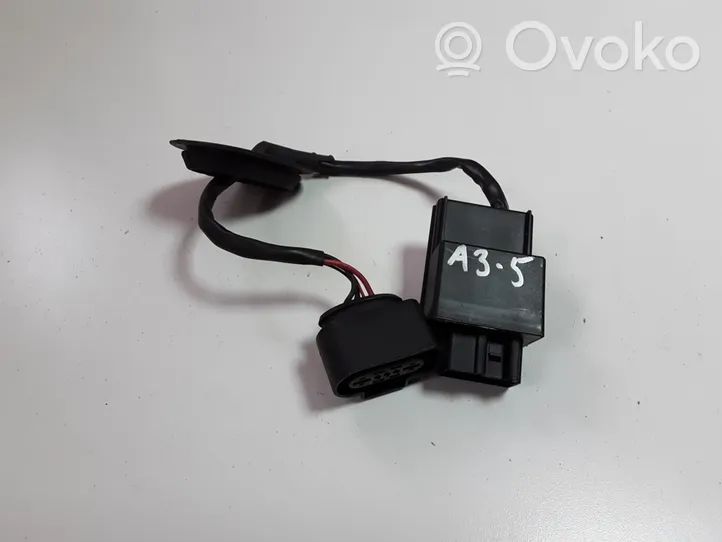 Audi A3 S3 8P Polttoaineen ruiskutuspumpun ohjainlaite/moduuli 1K0906093G