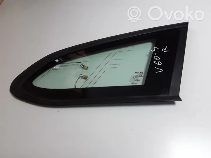 Volvo V60 Fenêtre latérale avant / vitre triangulaire 31371795