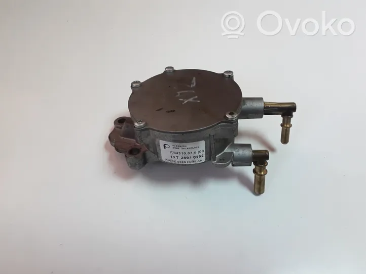 Jaguar XJ X351 Vacuum pump DX2Q2A451AB