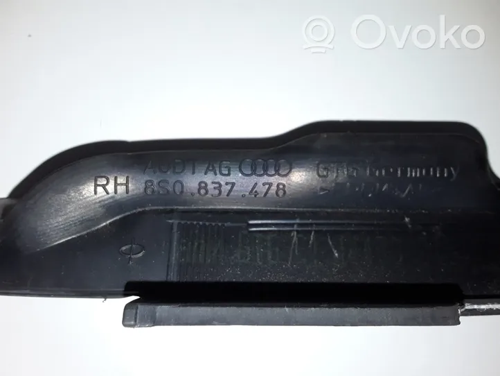 Audi TT TTS RS Mk3 8S Rivestimento modanatura del vetro della portiera anteriore 8S0837478