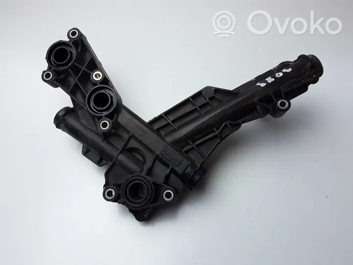 Toyota Auris E180 Support de filtre à huile 94677PS