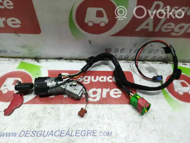 Peugeot 307 Lecteur de carte 9632897680