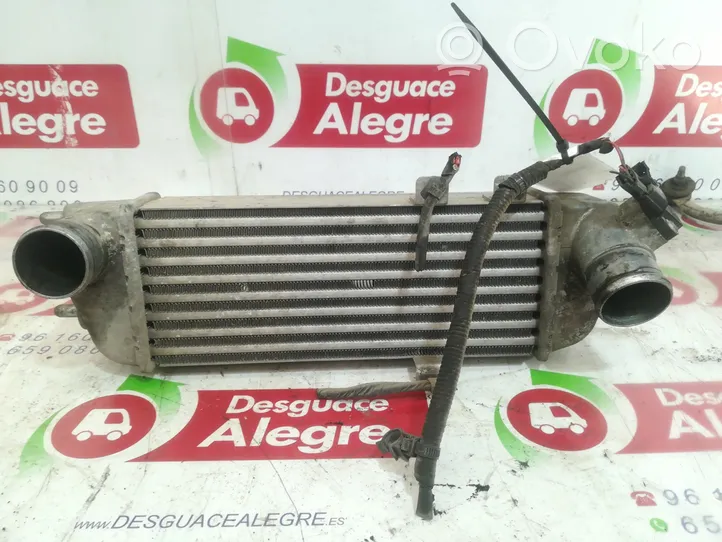 Hyundai i30 Chłodnica powietrza doładowującego / Intercooler 282712A610