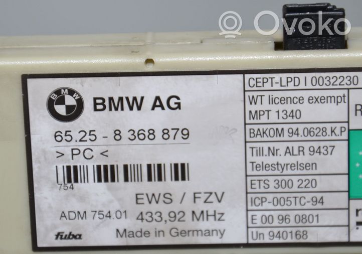 BMW 5 E39 Radion pystyantenni 8368879