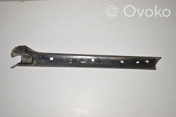 Land Rover Discovery 4 - LR4 B-pilarin verhoilu (yläosa) 6H2203065DC8PNP