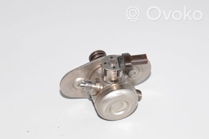 BMW 4 F36 Gran coupe Fuel injection high pressure pump 0261520258