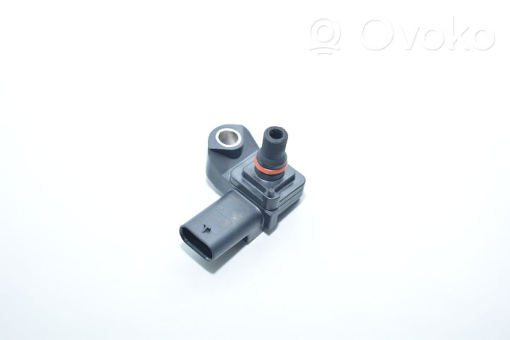 BMW 5 G30 G31 Sensore di pressione 8637896