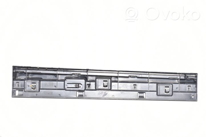 BMW 2 F45 Listwa progowa 