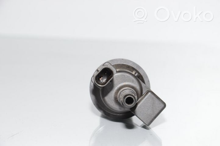 BMW i3 Vacuum valve 7637268