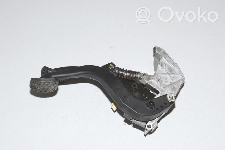 BMW 3 F30 F35 F31 Pedale della frizione 6860643