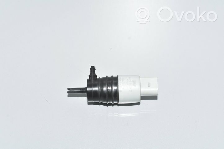 BMW M4 F82 F83 Pompe de lave-glace de pare-brise 7298309