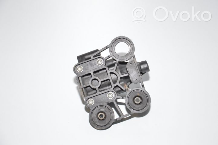 Land Rover Range Rover L322 Verteiler / Ventilblock Luftfederung 