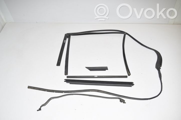 7336044 BMW 7 G11 G12 Rubber seal rear door window/glass, 79.00 