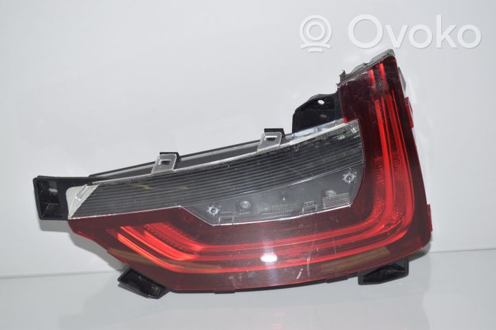 BMW i3 Lampy tylnej klapy bagażnika 7389606