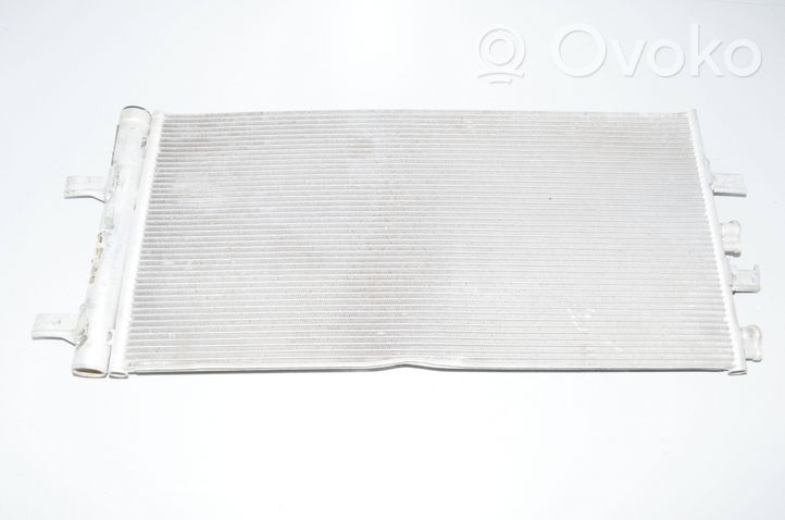 BMW 2 F46 Radiateur condenseur de climatisation 9271207