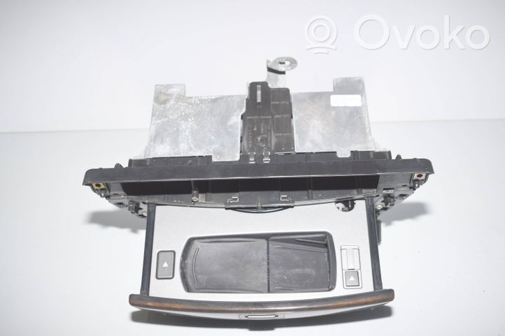 BMW 7 E65 E66 Boîte / compartiment de rangement pour tableau de bord 51457032886