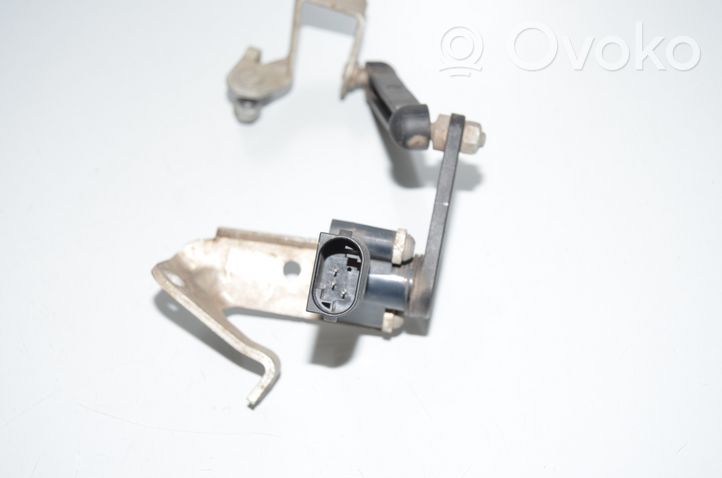 BMW i3 Rear air suspension level height sensor 