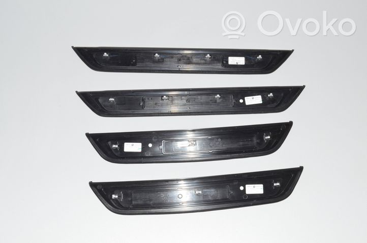 BMW 5 G30 G31 Set di rifiniture davanzale (interno) 7381329