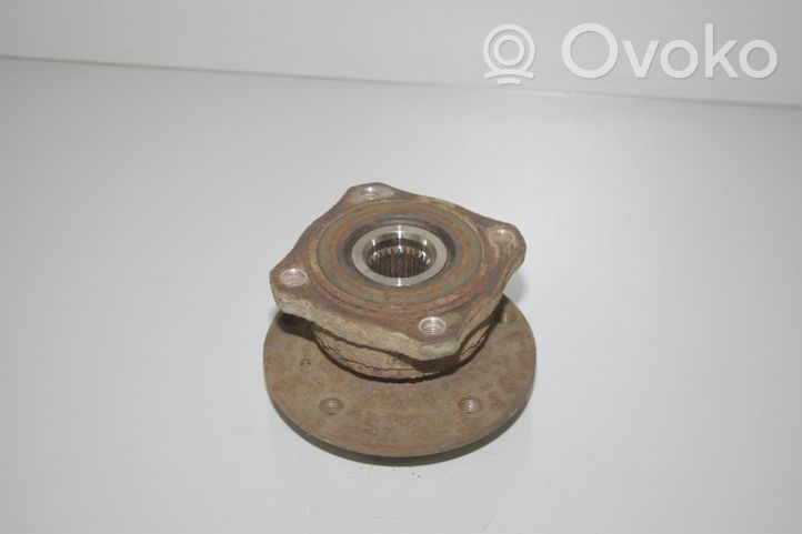 BMW X3 F25 Cuscinetto a sfera della ruota posteriore 6867815