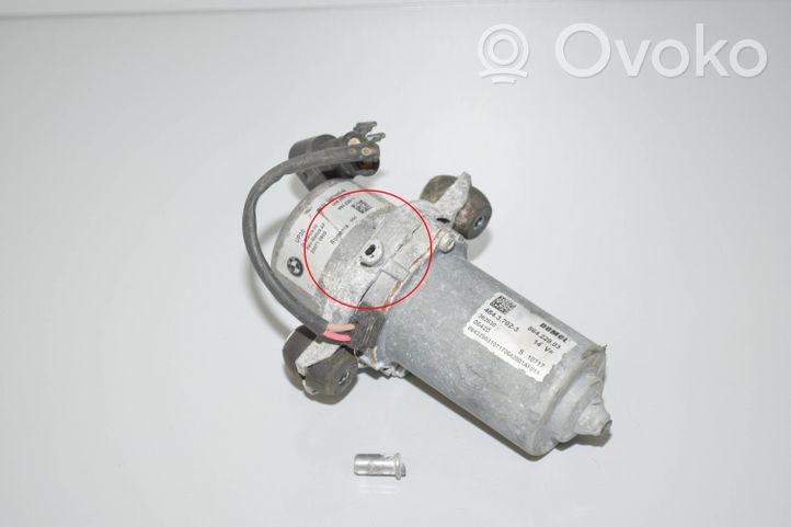 BMW i3 Alipainepumppu 6857405