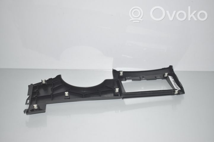 BMW 2 F46 Paneļa dekoratīvās apdares vairogs (apakšējais) 9263359