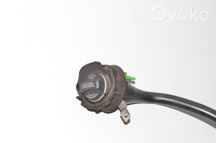 BMW 5 F10 F11 Tuyau de remplissage de réservoir de carburant 