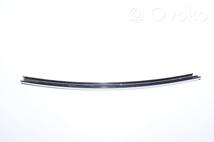 BMW 3 F30 F35 F31 Rail de pare-brise de porte arrière 7263385