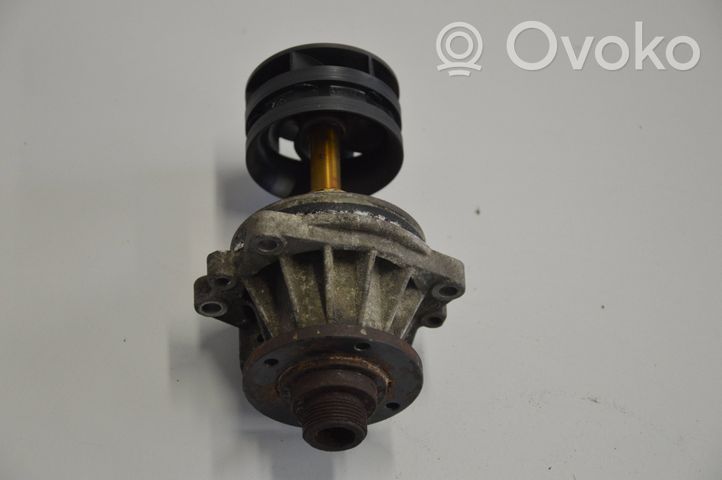 BMW 6 E63 E64 Water pump 