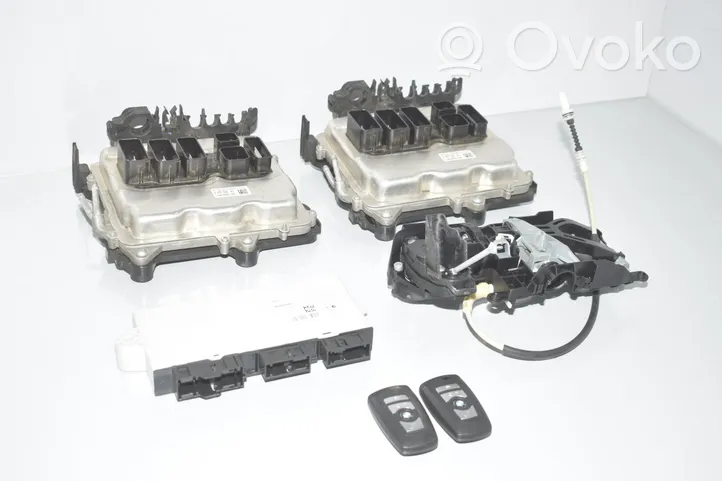 BMW 5 F10 F11 Kit centralina motore ECU e serratura 